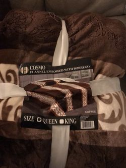 Flannel embossed borrego blanket!