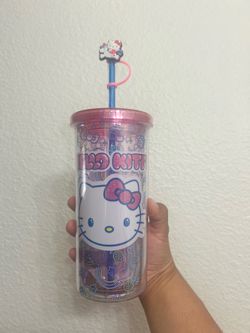Hello Kitty Tumbler 🩷🎀✨