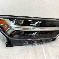2019 - 2022 VOLVO XC40 RH HEADLIGHT OEM