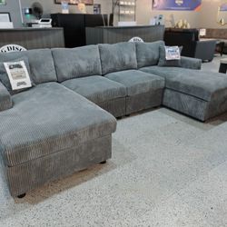 U-shape Sectional 