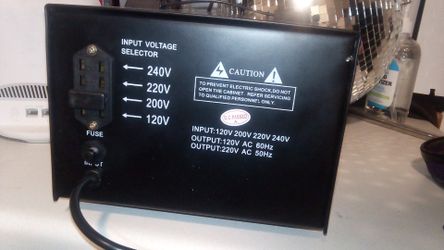 Voltage Converter Transformer 120V/220V
