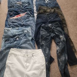 Lot of 26 Womens Khaki Jean Pants & Shorts - Various Sizes & Brands