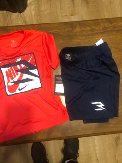 Boys shortset size 7 new with tags