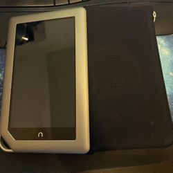 Nook Working No Issues With Case And Charger 