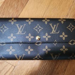 New Authentic Louis Vuitton Wallet