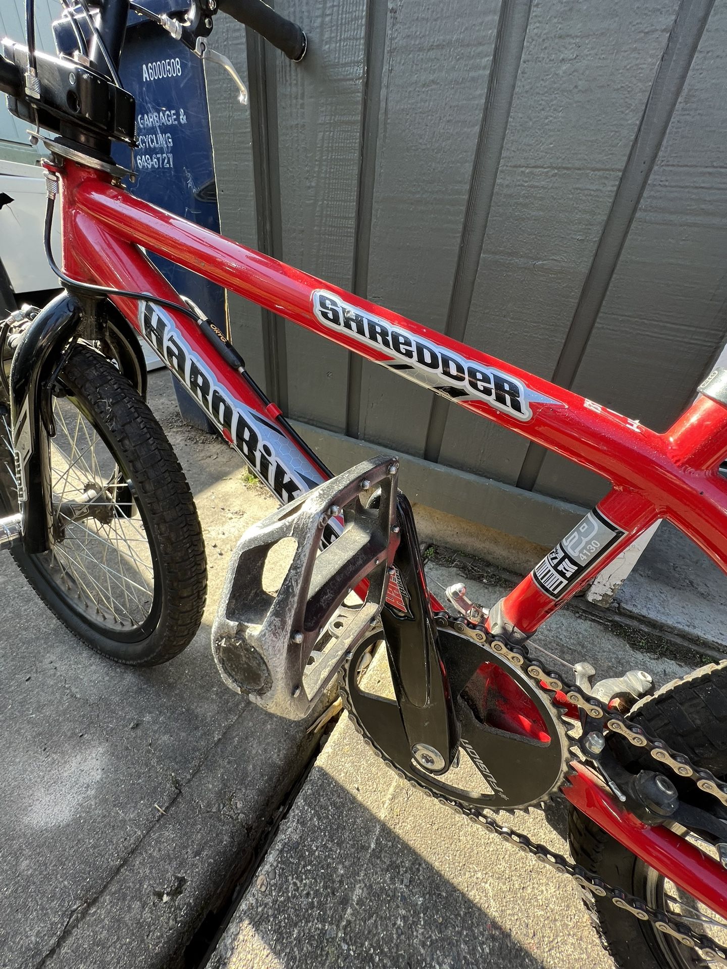 Haro Shredder Bmx/freestyle Bike- (2002) Rare And Great Cond