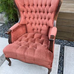 Vintage velvet tufted arm chair with high back solid wood