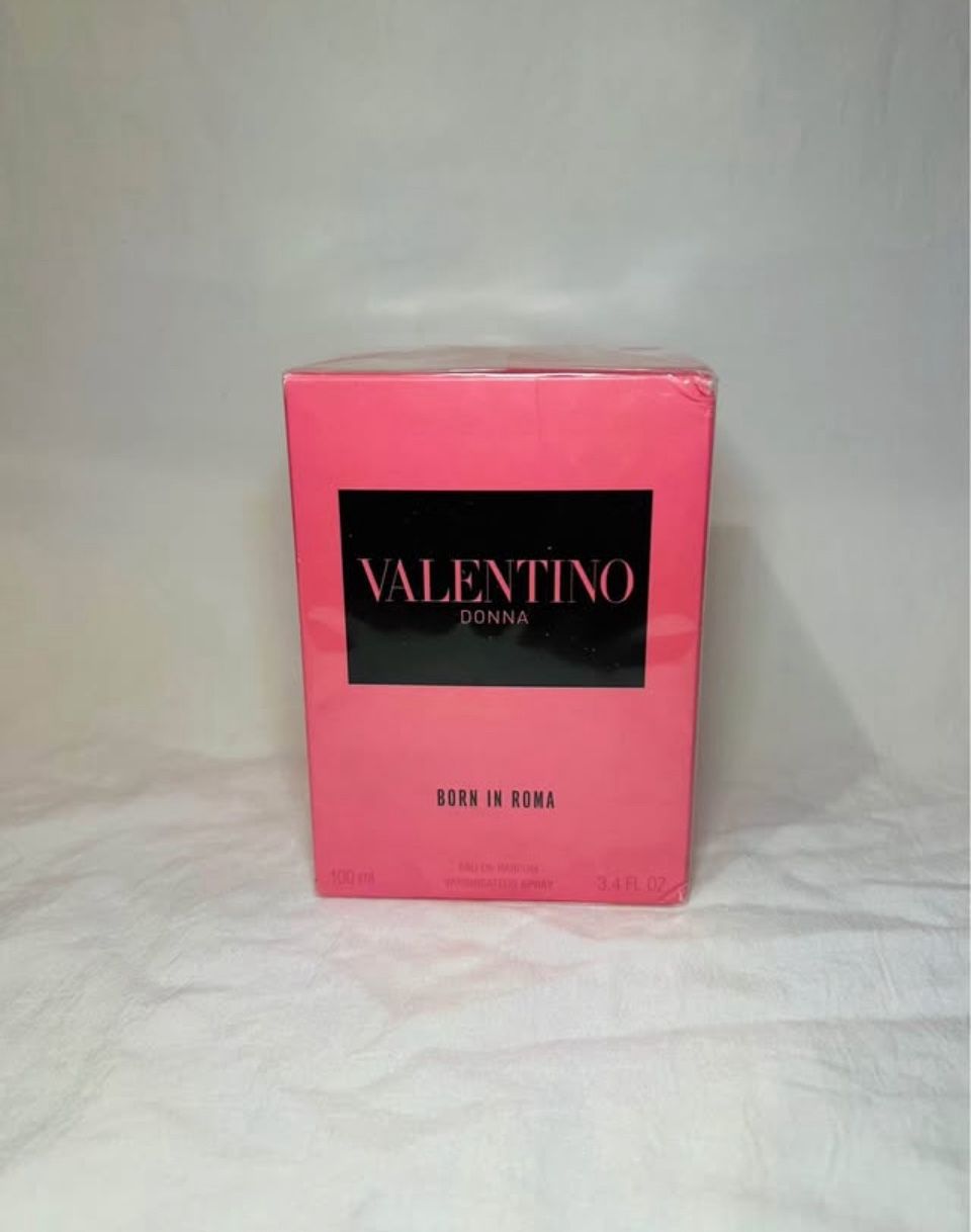 Valentino Perfum
