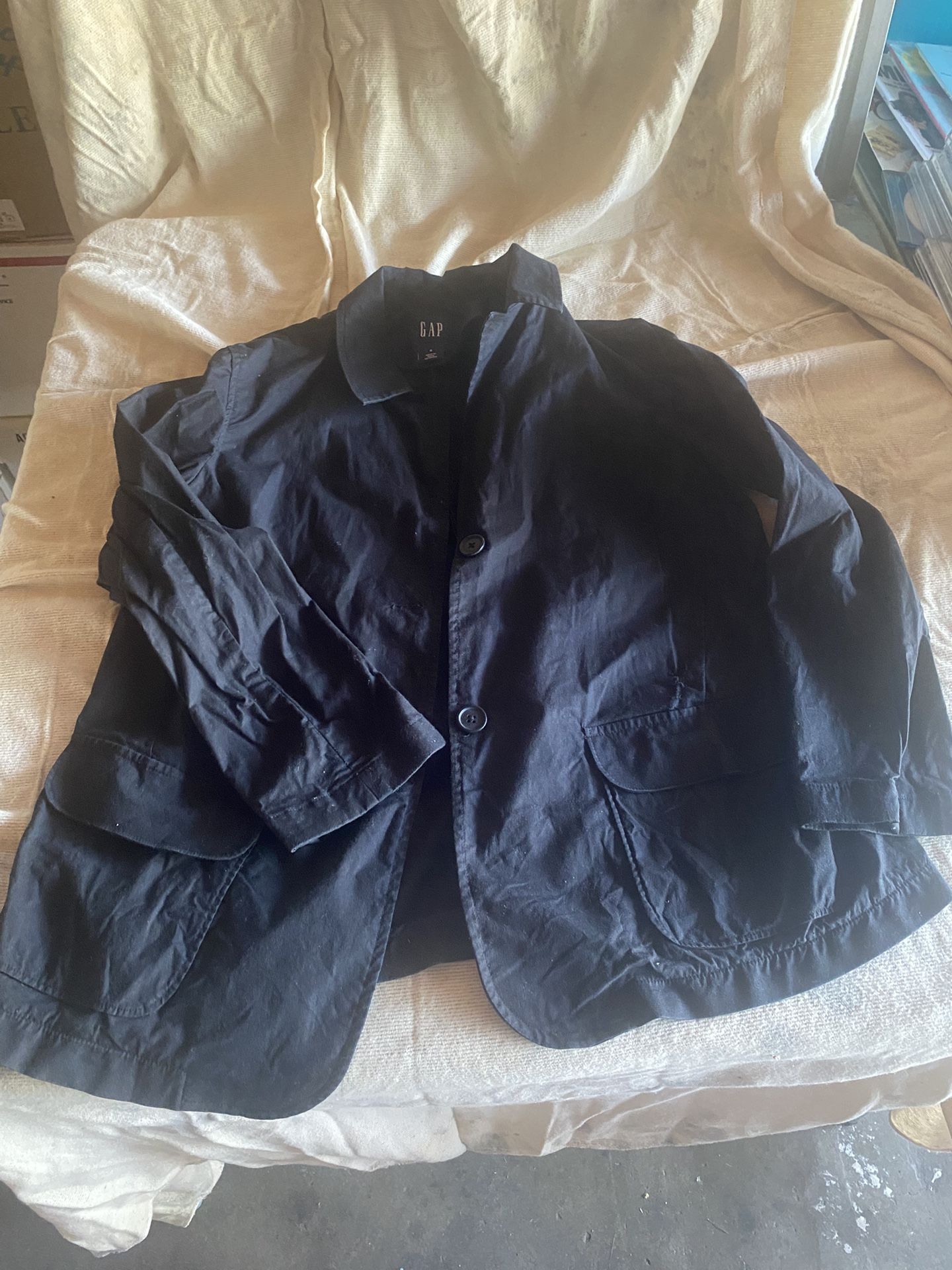 1024 Ladies GAP Raincoat Size S. $5.00