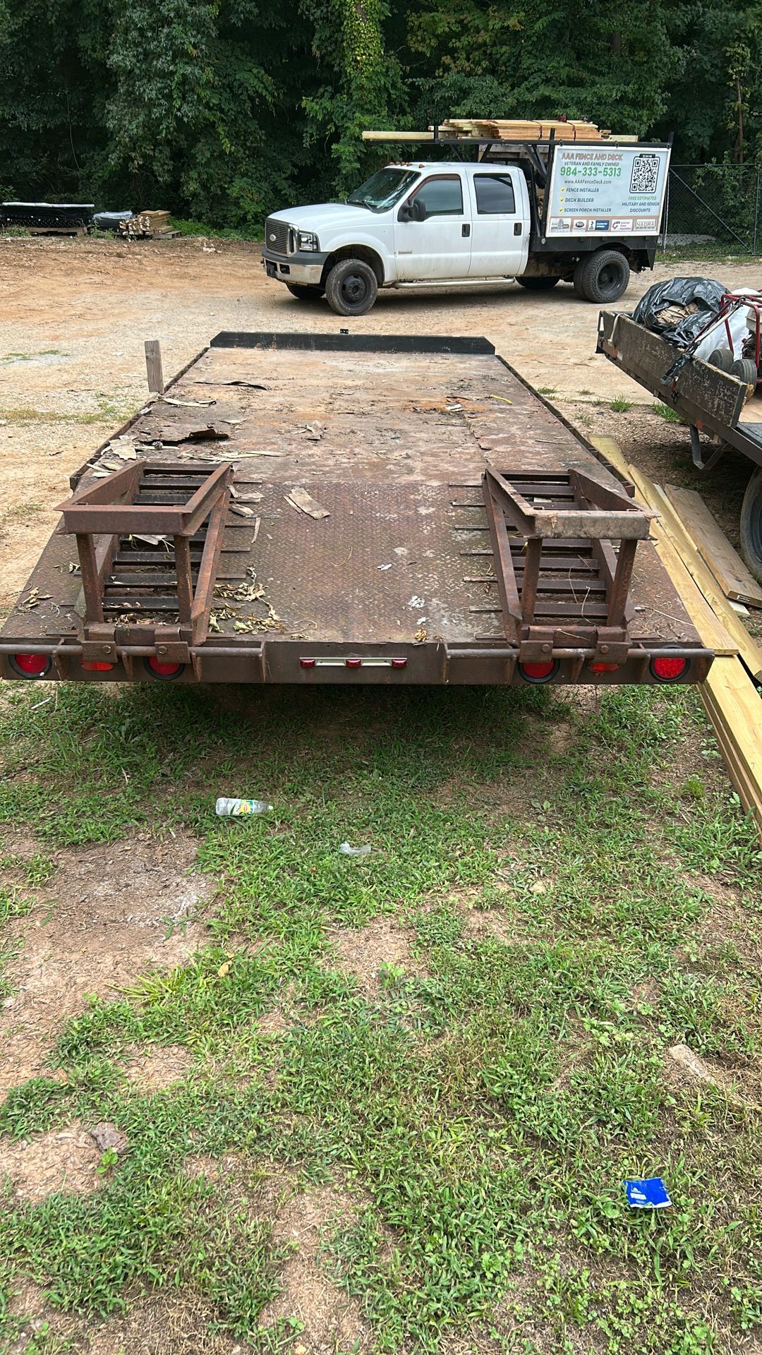 Heavy duty flat trailer