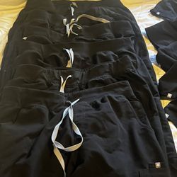 Figs Scrubs Bundle Women  