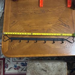 Heavy Black Metal7 Hanger Rod
