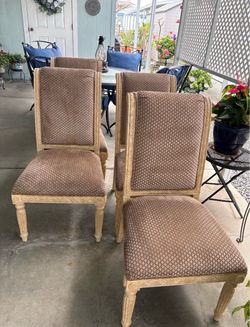 Set of 4 chairs