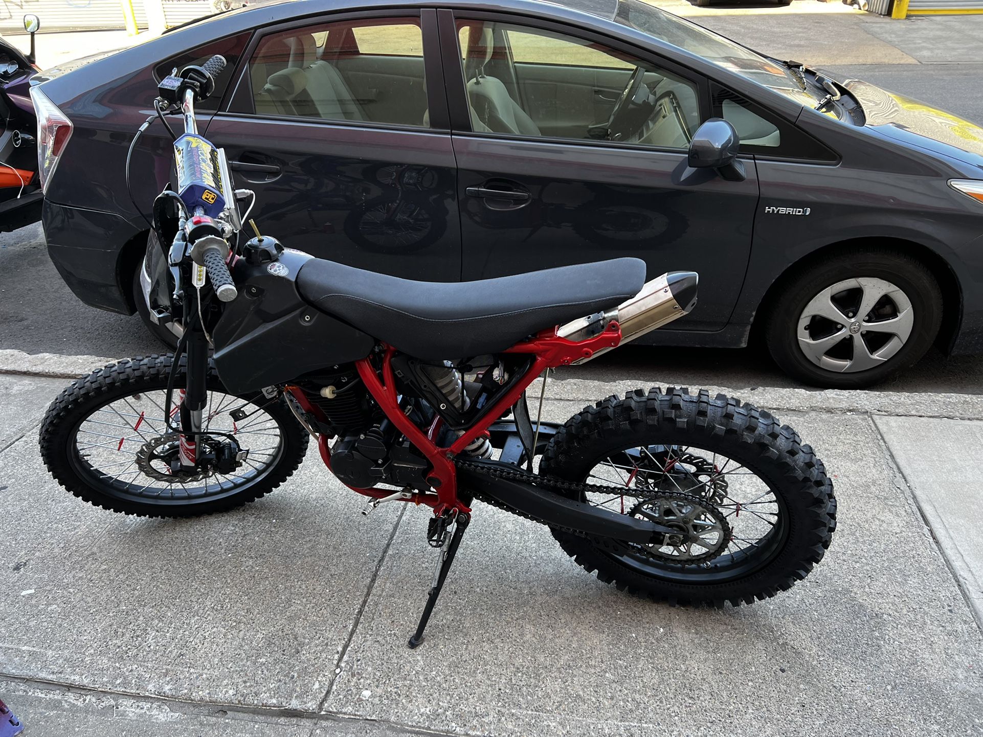 DIRT BIKE FOR SALE