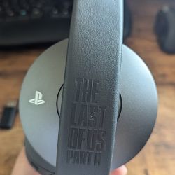 PlayStation Gold Wireless Headset - The Last of Us II Edition