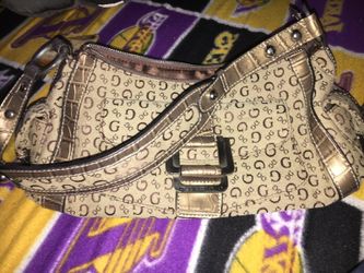 Guess Purse NEW