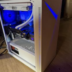 High-Performance Gaming PC – RX 7800 XT | i7-12700KF | 32GB T FORCE 6000MZH DDR5