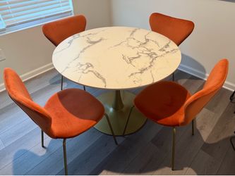 Dining table set