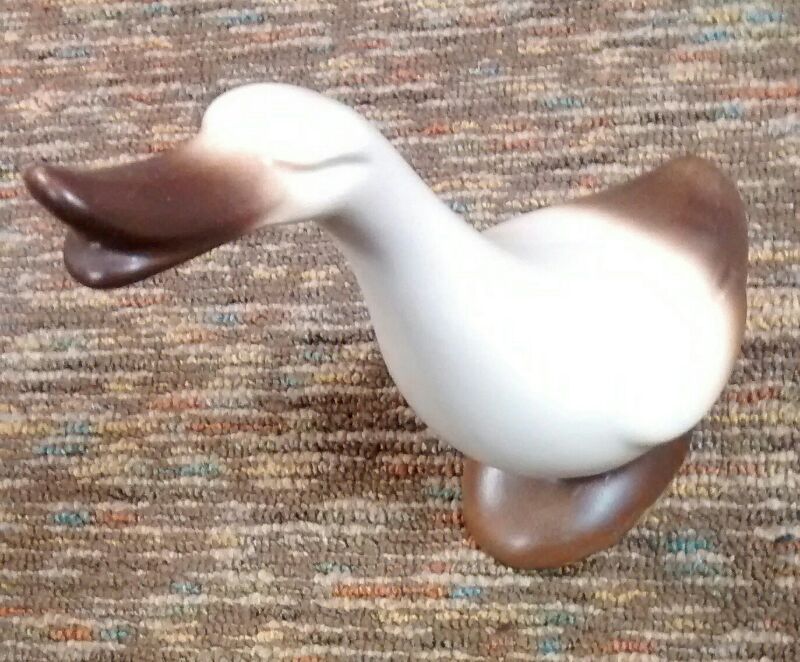Nice Ceramic Goose Statue