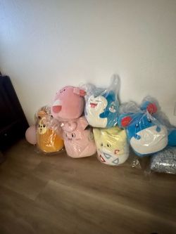 Pokemoncenter Plushes / Squishmallows