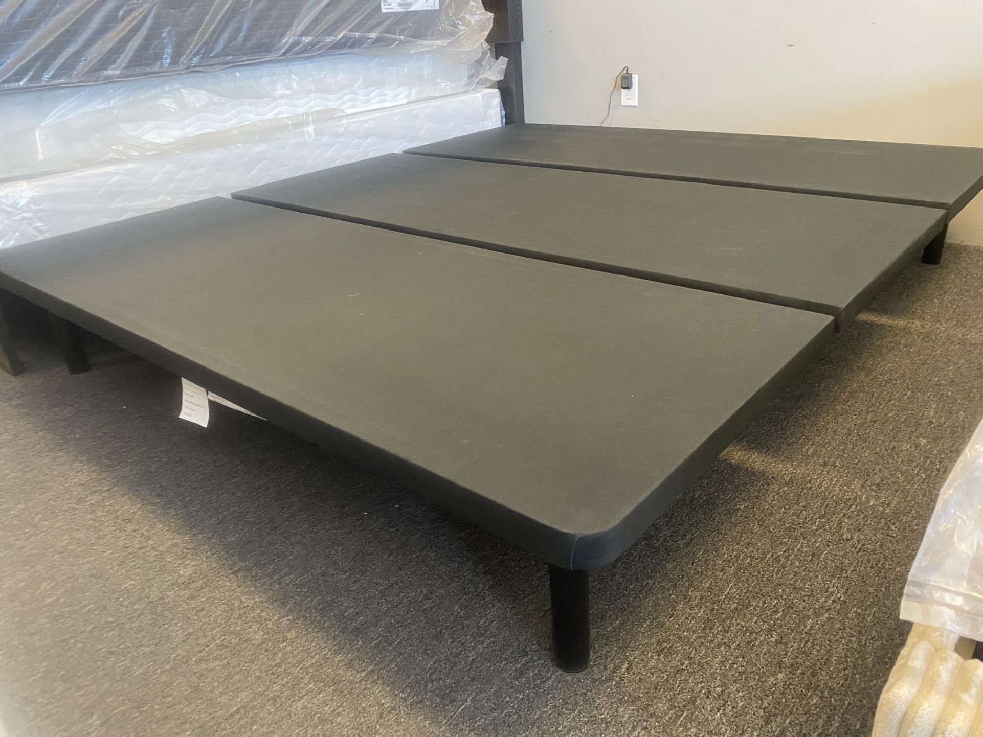 California King New Mattress And Heavy Duty Sealy Serta Base 10 Sets Left Was $699