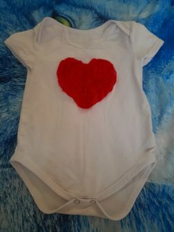 0-3 months onesie (girl)