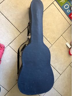 Acoustic classical guitar case