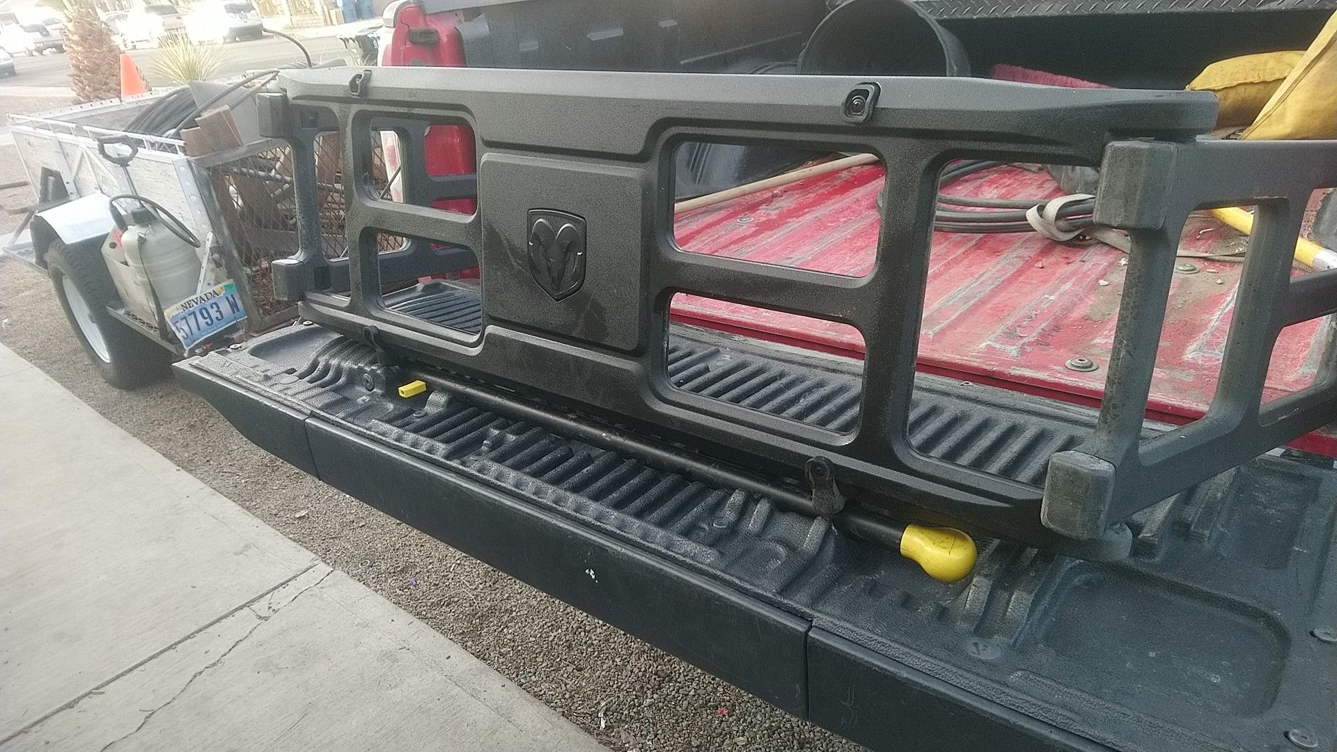 Factory OEM Genuine Mopar Ram Tailgate Bed Box Divider Extender Part