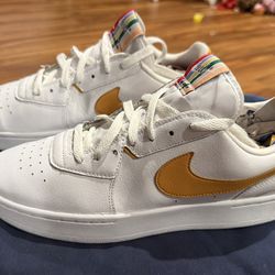 Nike Court Blanc White Track Women's Shoes Yellow Nike Sign Rainbow Size 10.5