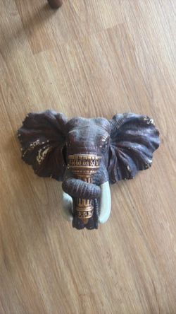 Wall decor elephant candle holder