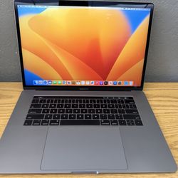 Macbook Pro 15 inches- MacOS Ventura