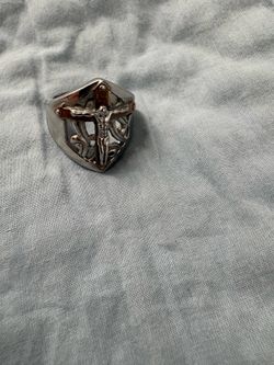 Men's Shield Religious Silver Ring Size 8 Biker Style Pre-owned Excellent