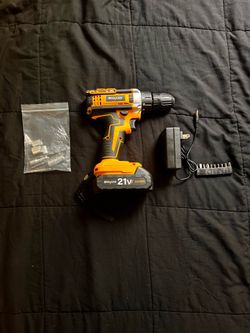 Shiny link 21 V Drill