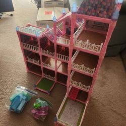 Light up Dollhouse with accessories, can be disassembled 
