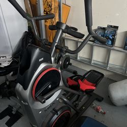 Bowflex Max Trainer M5