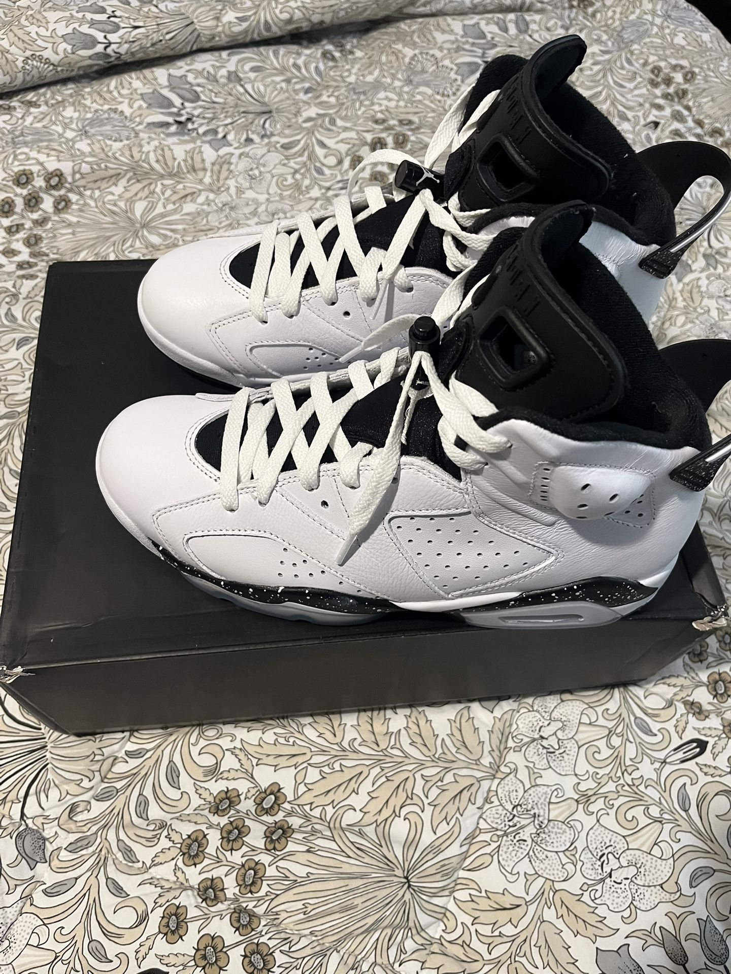 Jordan 6’s Sz8.5