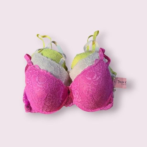 Juicy couture 36c bras , new opened pack 
