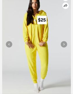 Banana Onesie 🍌 Perfect for the Banana festival size large