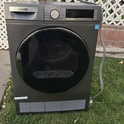 Kenmore Electric Dryer & Gas Washer – Used – Good Condition