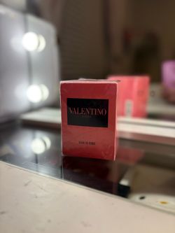 Valentino perfume