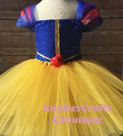 Snow White dress