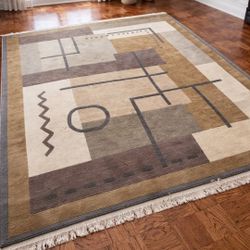 Gorgeous 8 X 10 Hand Knotted Tibetan Wool Area Rug 