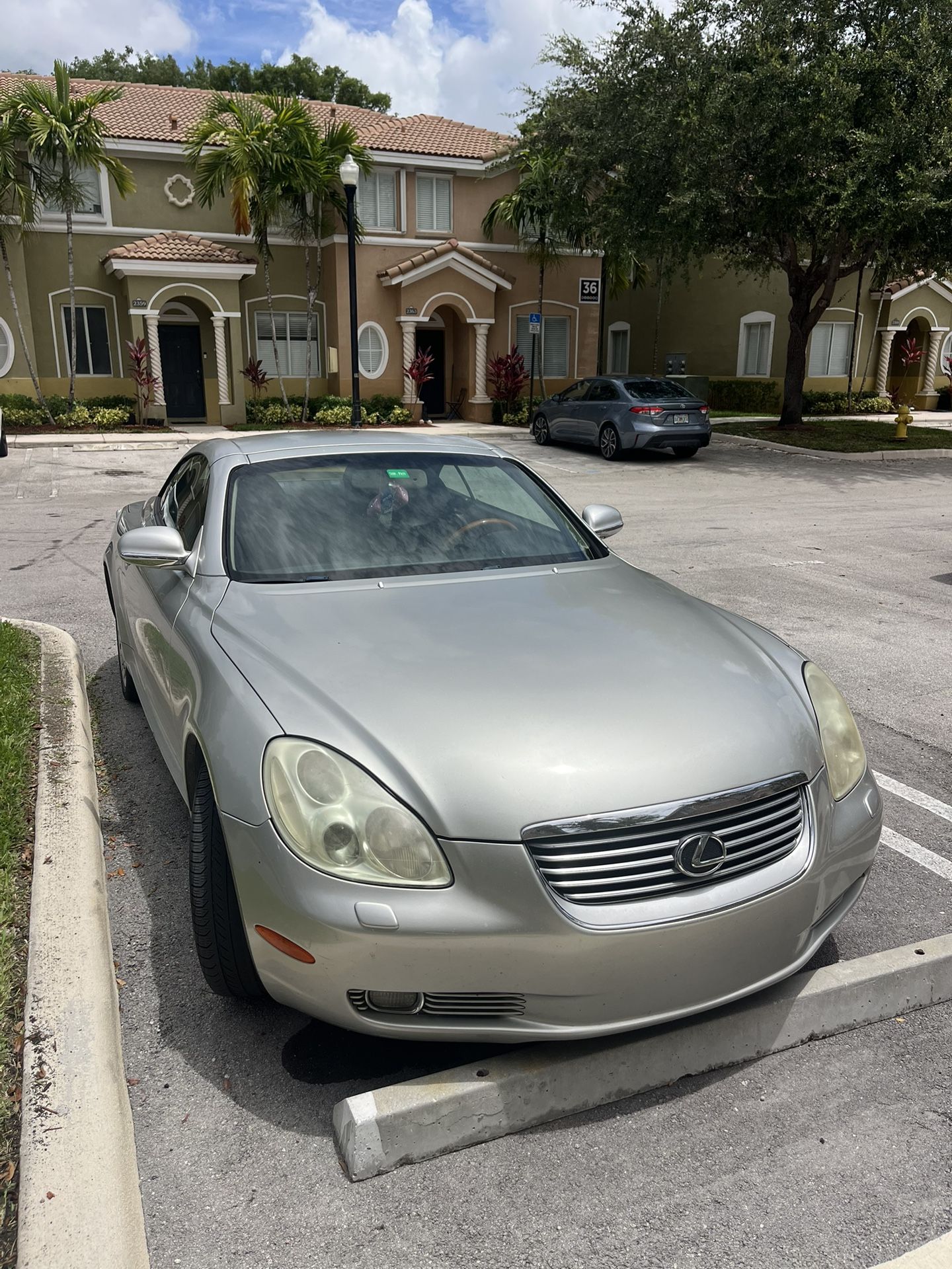 2004 Lexus SC 430