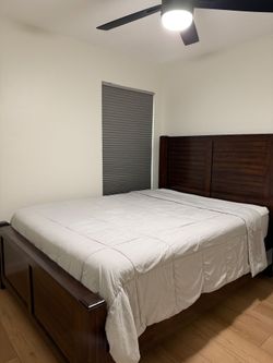 Solid Wood Bet set