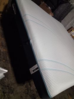 KING HYBRID PRO ADAPT MEDIUM TEMPURPEDIC