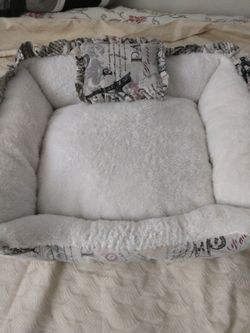 S dog bed