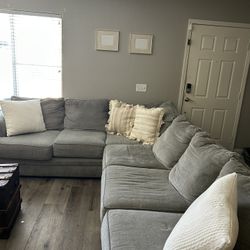 Light Gray Sectional Couch 