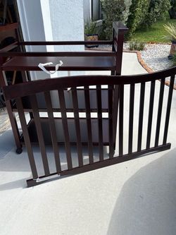 GRACO Changing Table and Crib*Must Sell*