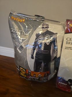 Adult Halloween costumes
