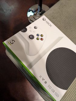 (Unboxed) XBOX S Series- 512 GB SSD w/ Remote